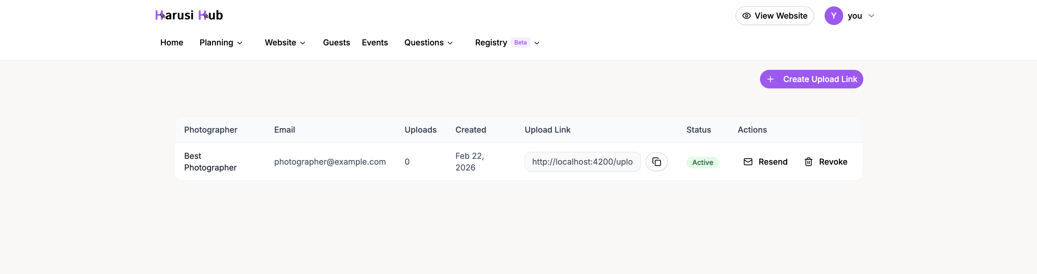 The photographer tokens table showing active links with upload counts